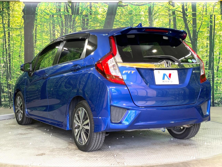 2014 Honda Fit Hybrid DAA-GP5 (UW-6a17b1cab6e5b)[18]