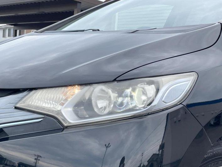 2014 Honda Fit Hybrid DAA-GP5 (UW-6a17b1cbe1dcd)[10]