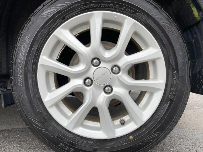 2014 Honda Fit Hybrid DAA-GP5 (UW-6a17b1cbe1dcd)[15]