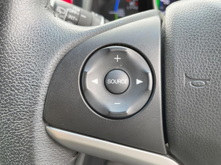 2014 Honda Fit Hybrid DAA-GP5 (UW-6a17b1cbe1dcd)[26]