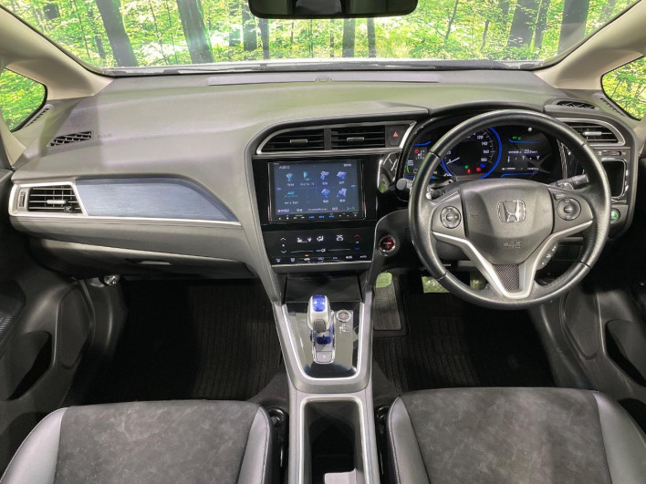 2016 Honda SHUTTLE DAA-GP7 (UW-6a17b1d011926)[27]