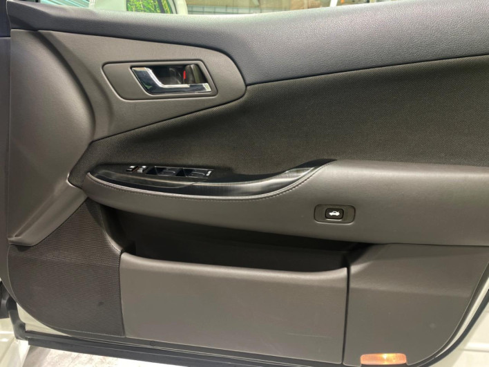 2009 Toyota Crown DBA-GRS200 (UW-6a17b1d281061)[16]