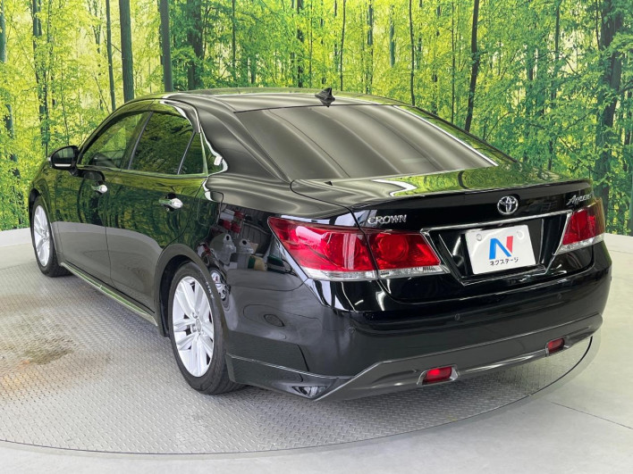 2014 Toyota Crown DBA-GRS210 (UW-6a17b1d2dc9b2)[10]