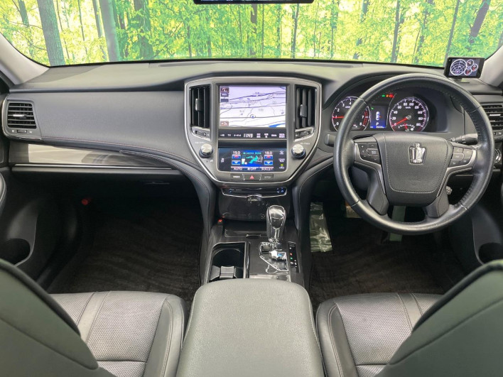 2014 Toyota Crown DBA-GRS210 (UW-6a17b1d2dc9b2)[26]