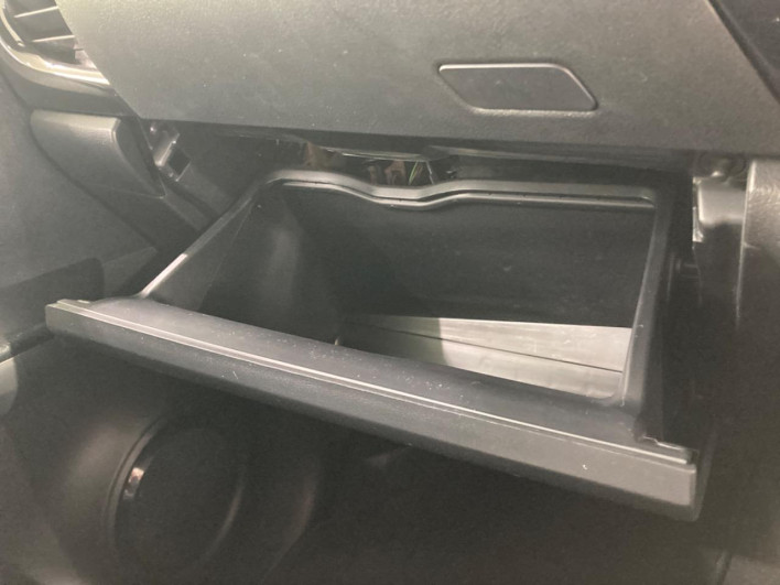 2022 Toyota Hilux 3DF-GUN125 (UW-6a17b1d842003)[29]
