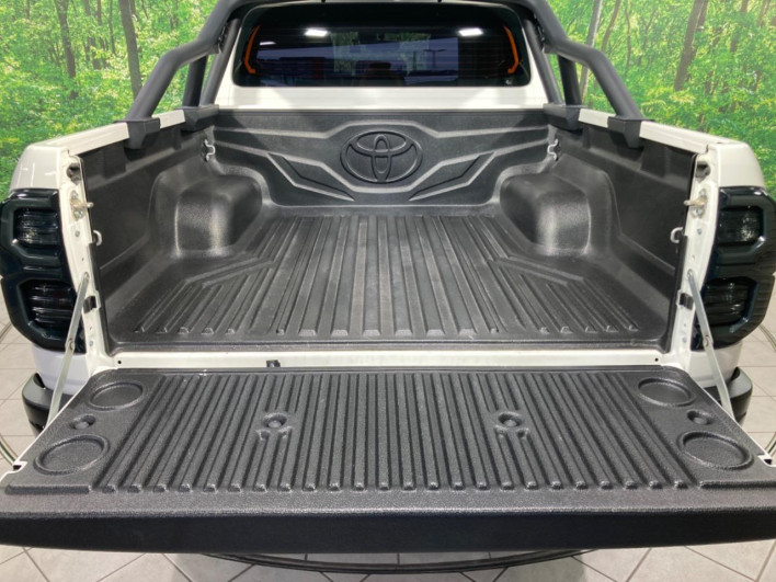 2022 Toyota Hilux 3DF-GUN125 (UW-6a17b1d842003)[15]