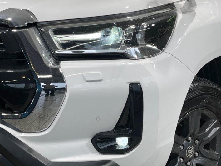 2023 Toyota Hilux 3DF-GUN125 (UW-6a17b1d8679d7)[11]