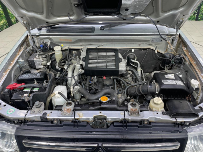 2011 Mitsubishi Pajero Mini ABA-H58A (UW-6a17b1db37c45)[4]