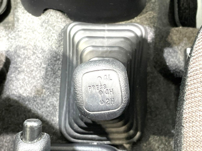 2012 Mitsubishi Pajero Mini ABA-H58A (UW-6a17b1dc0acff)[10]
