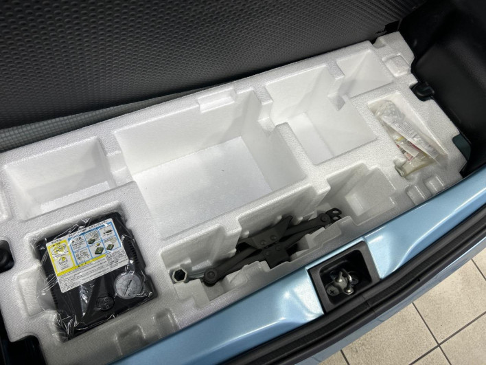 2018 Suzuki Alto DBA-HA36S (UW-6a17b1de2ff02)[29]