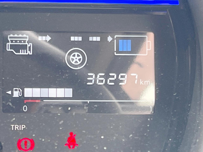 2017 Nissan Note DAA-HE12 (UW-6a17b1e16062c)[2]