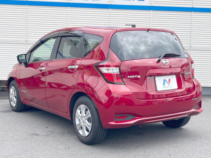 2017 Nissan Note DAA-HE12 (UW-6a17b1e16062c)[24]