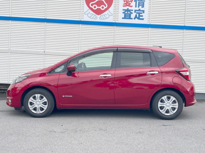 2017 Nissan Note DAA-HE12 (UW-6a17b1e16062c)[25]