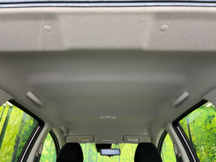 2020 Nissan Note DAA-HE12 (UW-6a17b1e293116)[22]
