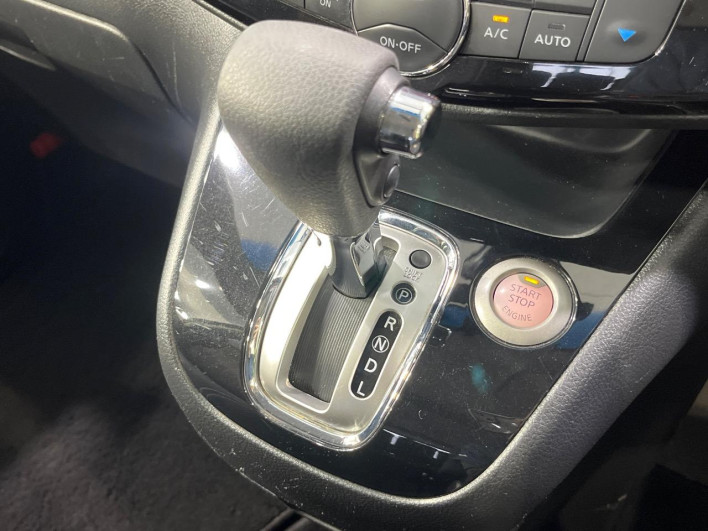 2016 Nissan Serena DAA-HFC26 (UW-6a17b1e743cbd)[26]