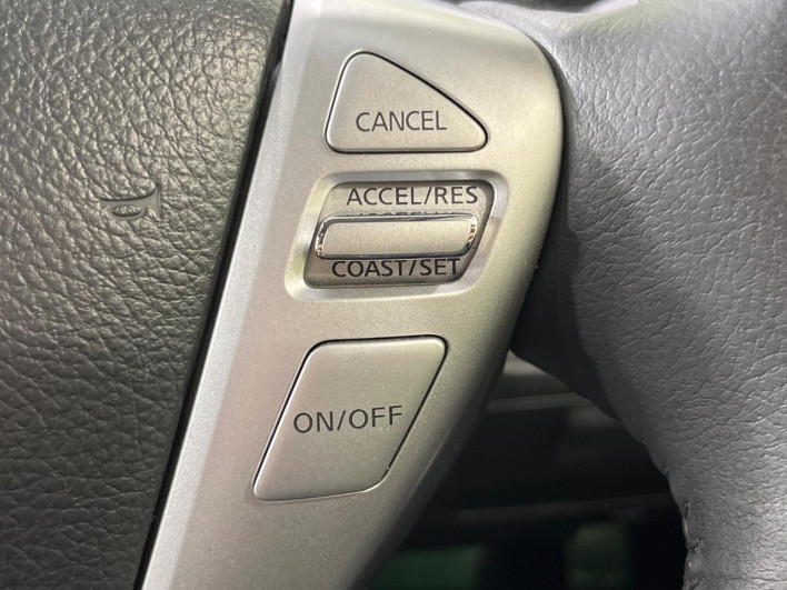 2016 Nissan Serena DAA-HFC26 (UW-6a17b1e743cbd)[17]