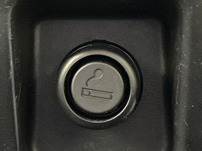 2011 Suzuki Jimny ABA-JB23W (UW-6a17b1eea5c93)[17]
