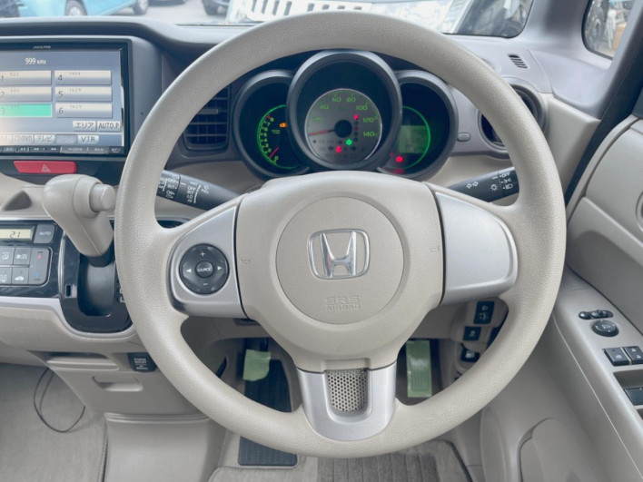 2013 Honda N-BOX DBA-JF1 (UW-6a17b1f88d91a)[22]