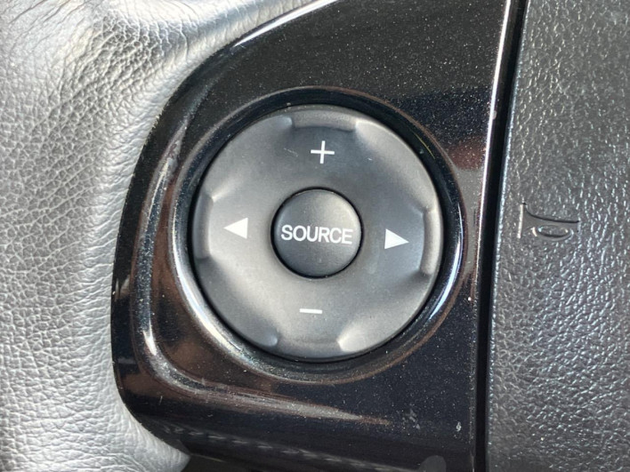 2013 Honda N-BOX CUSTOM DBA-JF1 (UW-6a17b1fa3abdc)[28]