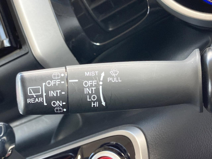 2013 Honda N-BOX CUSTOM DBA-JF1 (UW-6a17b1fa3abdc)[26]