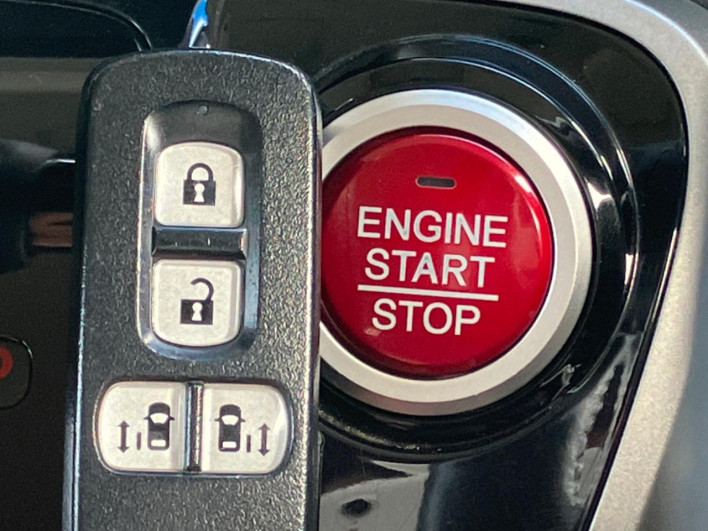 2013 Honda N-BOX CUSTOM DBA-JF1 (UW-6a17b1fa3abdc)[22]