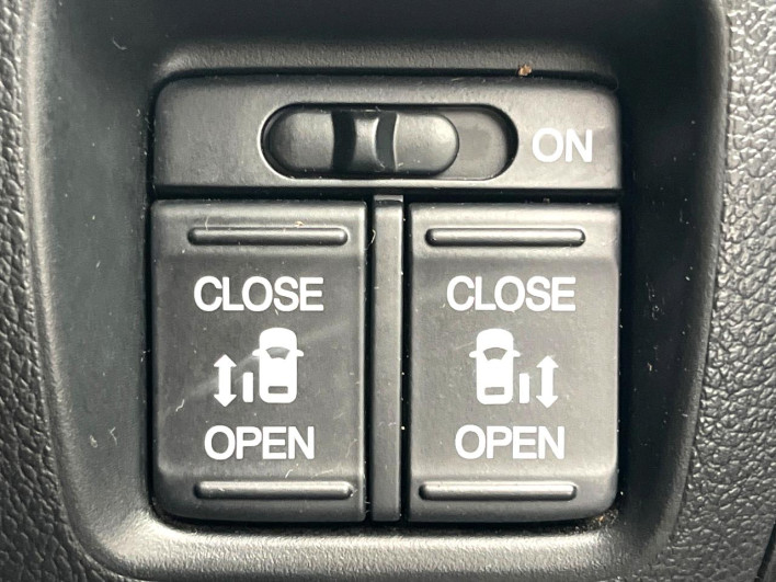 2013 Honda N-BOX CUSTOM DBA-JF1 (UW-6a17b1fb9861b)[10]