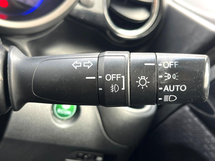 2013 Honda N-BOX CUSTOM DBA-JF1 (UW-6a17b1fb9861b)[15]