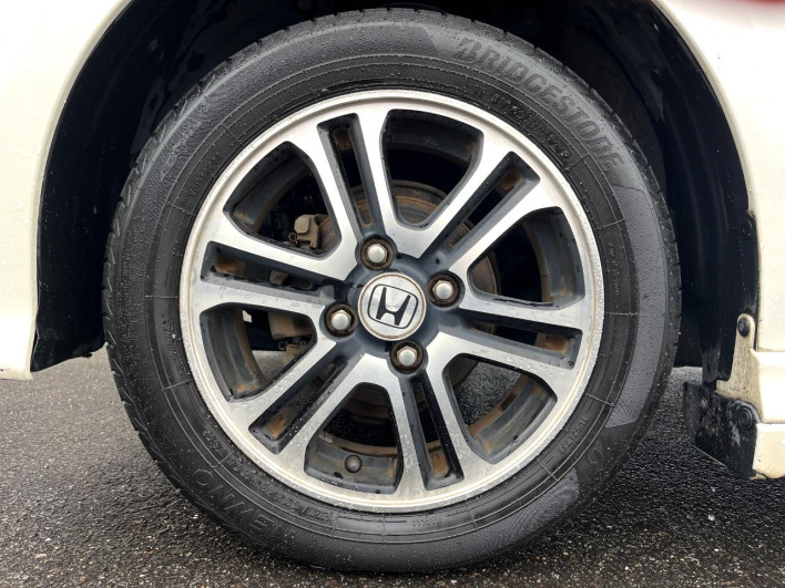 2013 Honda N-BOX CUSTOM DBA-JF1 (UW-6a17b1fb9861b)[4]