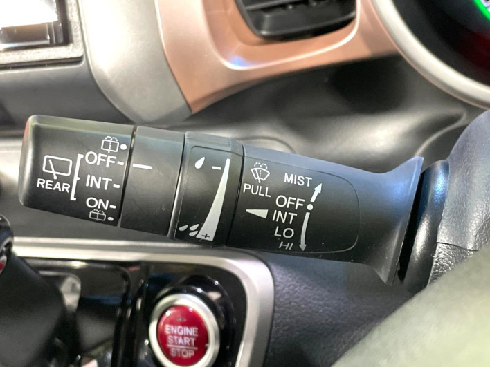 2014 Honda N-BOX DBA-JF1 (UW-6a17b1fc3a7f2)[29]