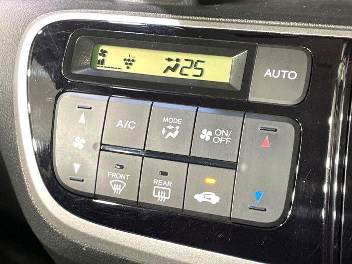 2014 Honda N-BOX DBA-JF1 (UW-6a17b1fc3a7f2)[23]