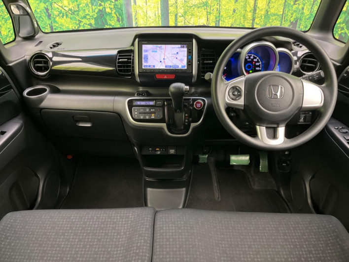 2017 Honda N-BOX CUSTOM DBA-JF1 (UW-6a17b1fee0b3d)[23]