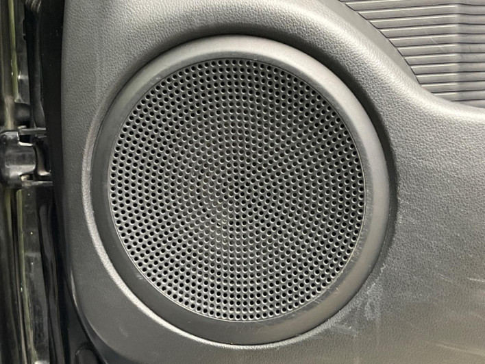 2017 Honda N-BOX CUSTOM DBA-JF1 (UW-6a17b1fee0b3d)[20]