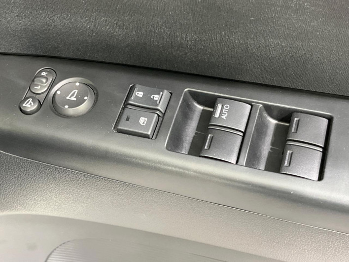 2017 Honda N-BOX DBA-JF1 (UW-6a17b1ff1ca25)[6]