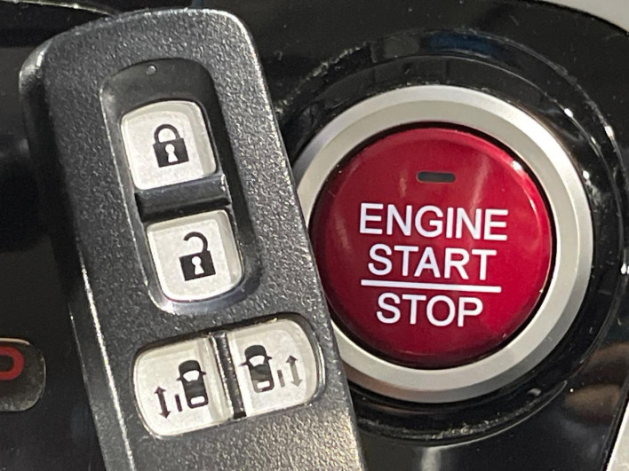 2017 Honda N-BOX DBA-JF1 (UW-6a17b1ff1ca25)[23]