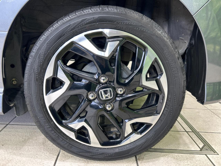 2018 Honda N-BOX CUSTOM DBA-JF3 (UW-6a17b20a35654)[19]