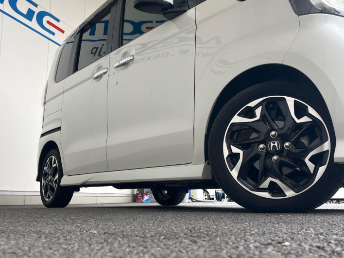 2018 Honda N-BOX CUSTOM DBA-JF3 (UW-6a17b20a9b125)[7]
