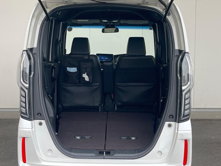2018 Honda N-BOX CUSTOM DBA-JF3 (UW-6a17b20a9b125)[18]