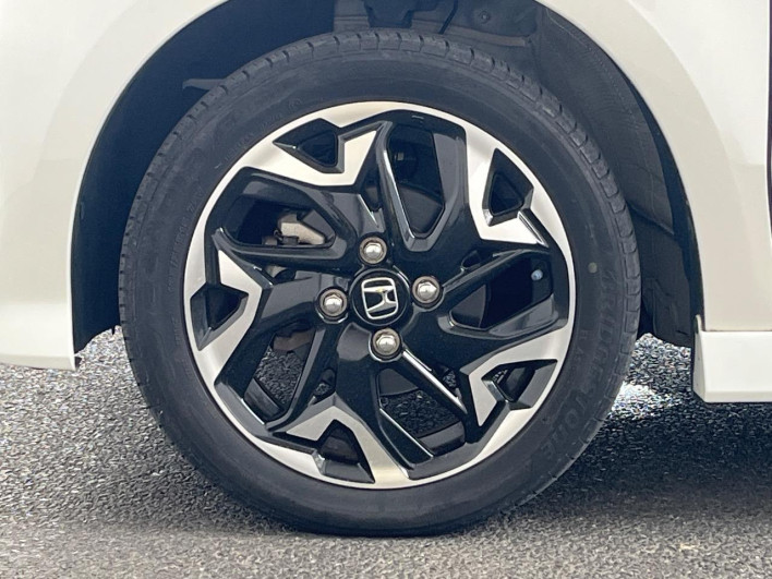 2018 Honda N-BOX CUSTOM DBA-JF3 (UW-6a17b20a9b125)[29]