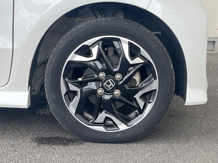 2018 Honda N-BOX CUSTOM DBA-JF3 (UW-6a17b20a9b125)[23]
