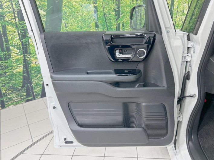 2023 Honda N-BOX CUSTOM 6BA-JF3 (UW-6a17b20d74ad1)[21]