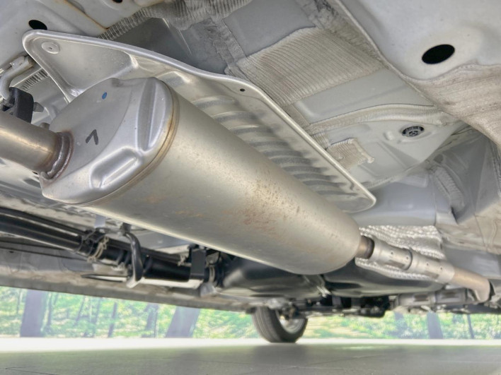 2023 Honda N-BOX CUSTOM 6BA-JF3 (UW-6a17b20d74ad1)[19]