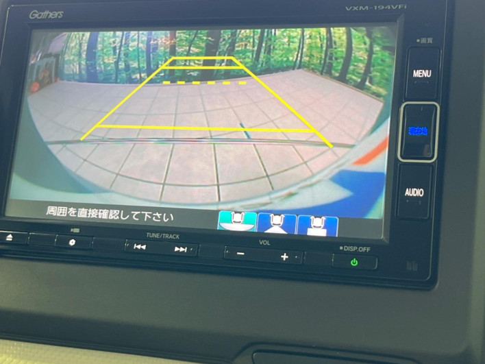 2019 Honda N-BOX DBA-JF4 (UW-6a17b213af17f)[13]