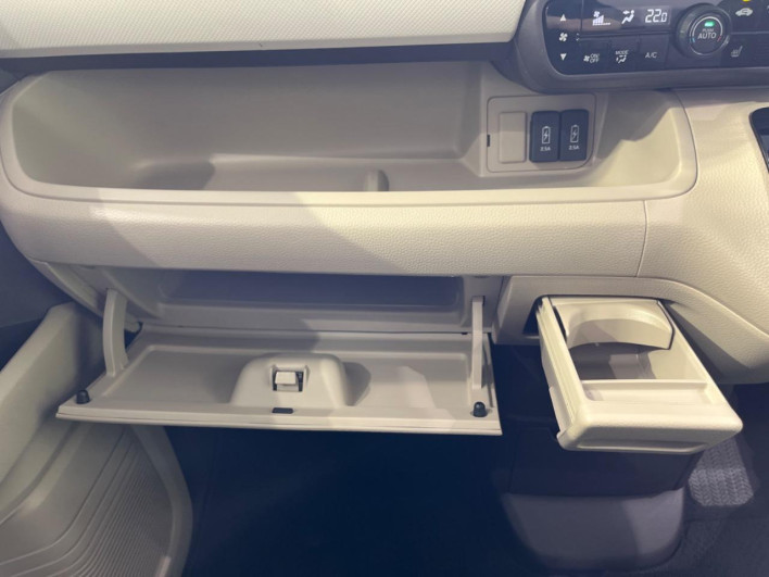 2019 Honda N-BOX DBA-JF4 (UW-6a17b213af17f)[12]