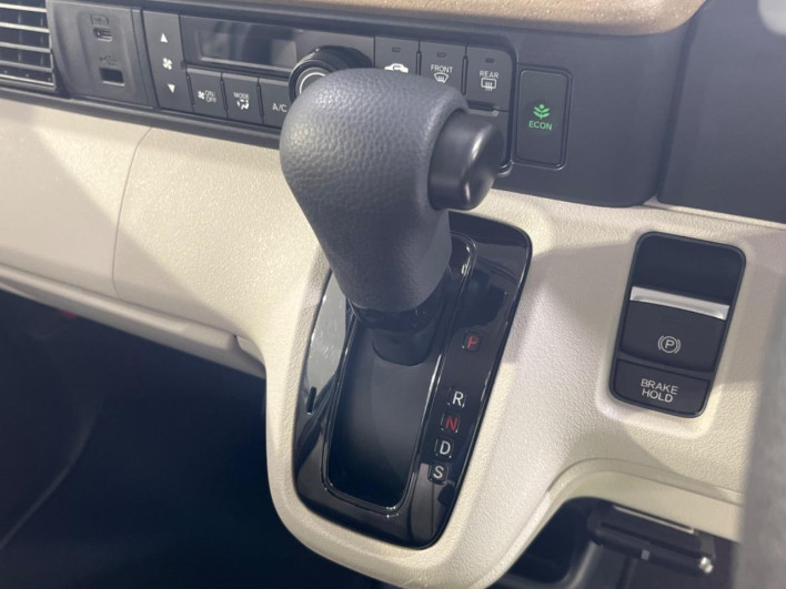 2024 Honda N-BOX 6BA-JF5 (UW-6a17b2157476c)[9]