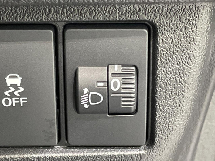 2025 Honda N-BOX CUSTOM 6BA-JF5 (UW-6a17b218cf71c)[22]