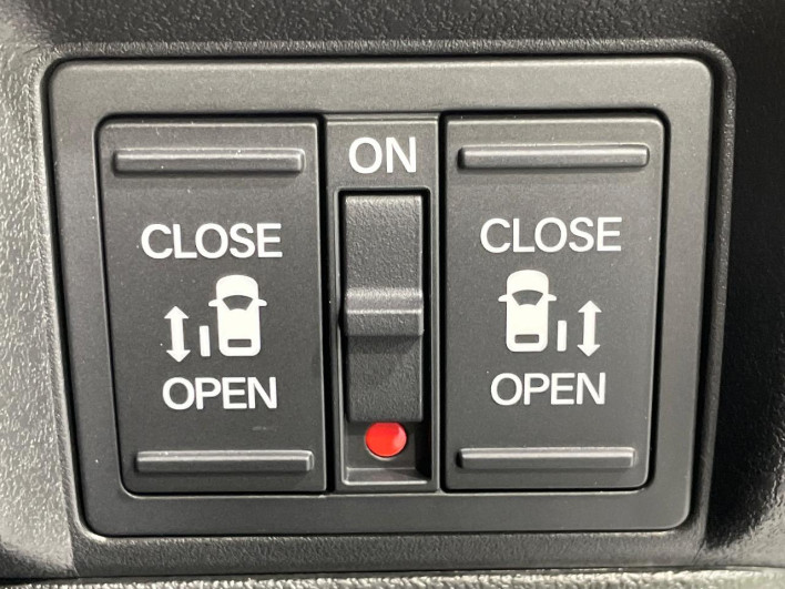 2025 Honda N-BOX CUSTOM 6BA-JF5 (UW-6a17b218cf71c)[21]