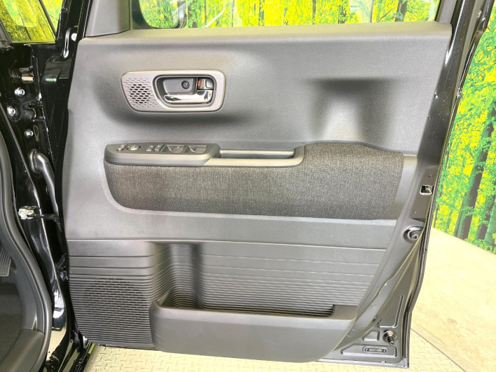 2026 Honda N-BOX CUSTOM 6BA-JF5 (UW-6a17b219a3029)[10]