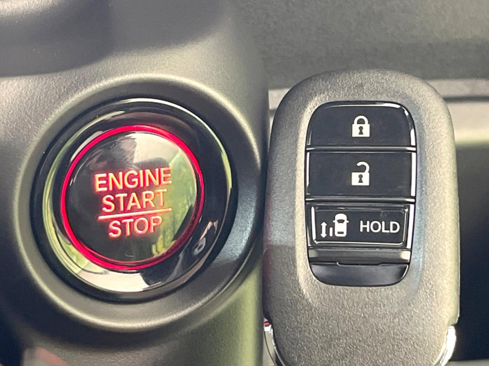 2026 Honda N-BOX CUSTOM 6BA-JF5 (UW-6a17b219a3029)[27]