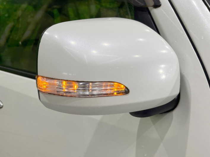 2012 Daihatsu Mira Cocoa DBA-L675S (UW-6a17b230eaf79)[14]