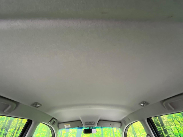 2011 Daihatsu Move CBA-LA100S (UW-6a17b2334a354)[16]